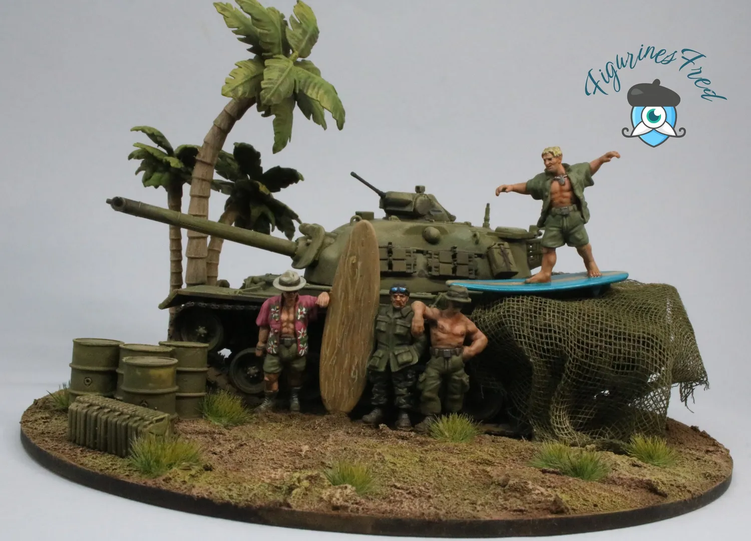 Des Tranchées aux Barricades Charlie Don't Surf figurines 28mm