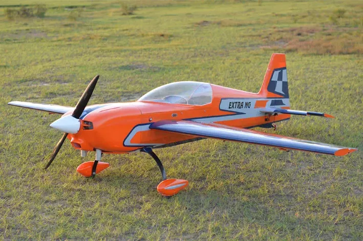 Black Horse Model BH197 Extra NG avion RC ARF 2667 mm