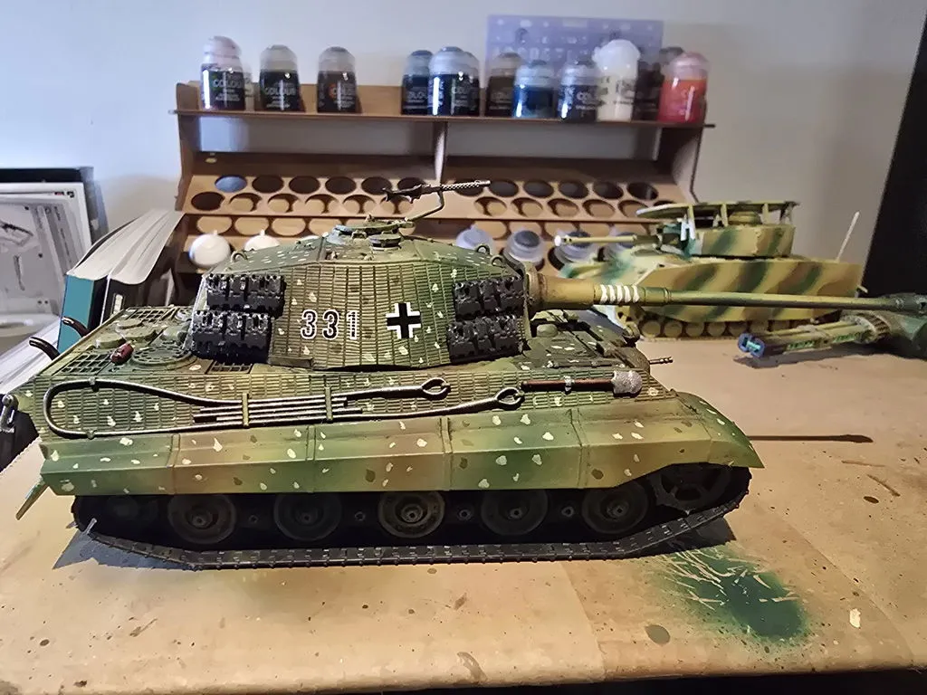 Bolt Action King Tiger Plastic - Frames Only char plastique