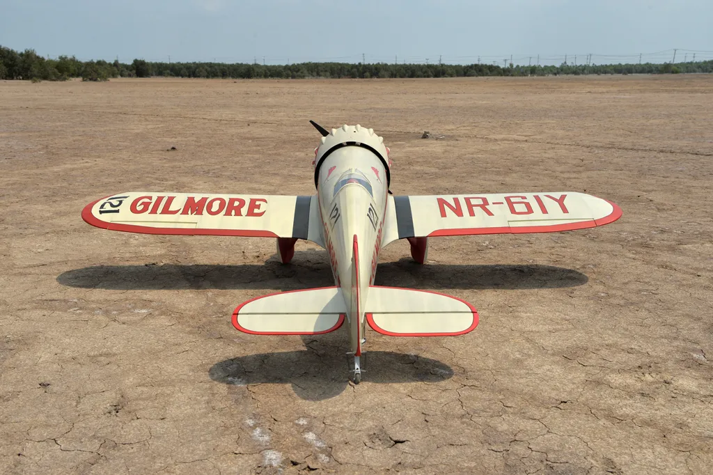 Black Horse Model BH179 Gilmore 2350mm avion RC ARF 60cc essence