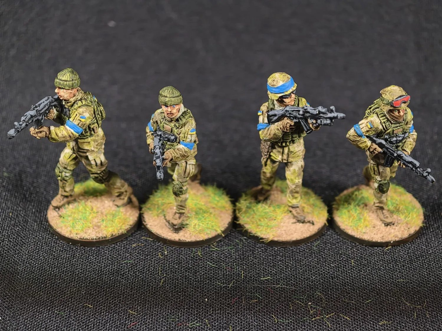 Ares Wargames Réguliers Ukrainiens figurines 28mm métal x24