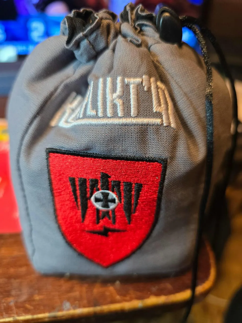 Konflikt '47 Axis Dice Bag sac à dés pour dés de jeu