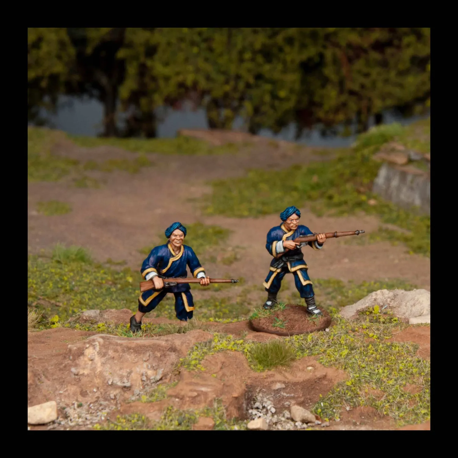 DES TRANCHEES AUX BARRICADES Boxers chinois 1899-1920 boîte 30 figurines plastique