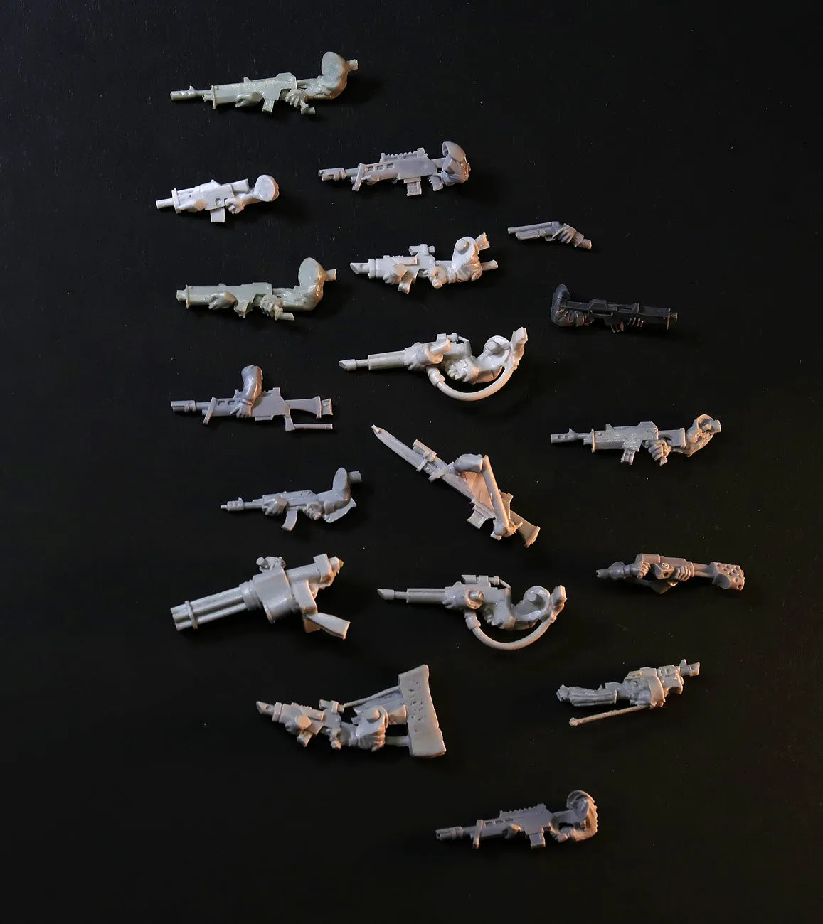 BROTHER VINNI Broken miniature Bits - Guns, Rifles rabiots résine 28 mm