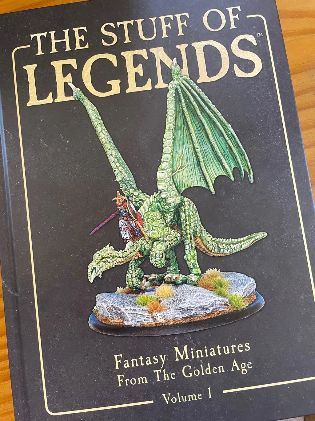 Stuff of Legends livre sur les figurines fantastiques