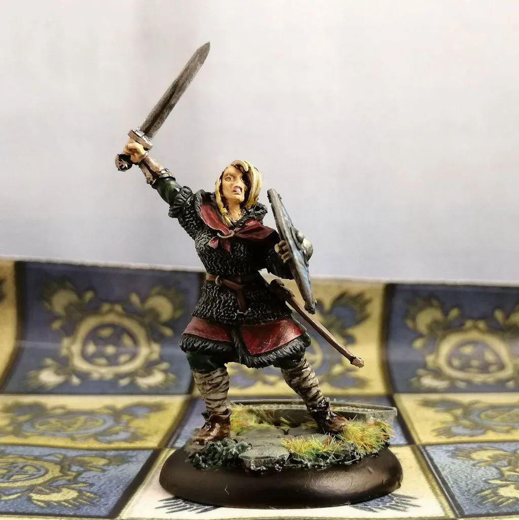 Brother Vinni Shield Maiden Chief figurine résine 28mm viking